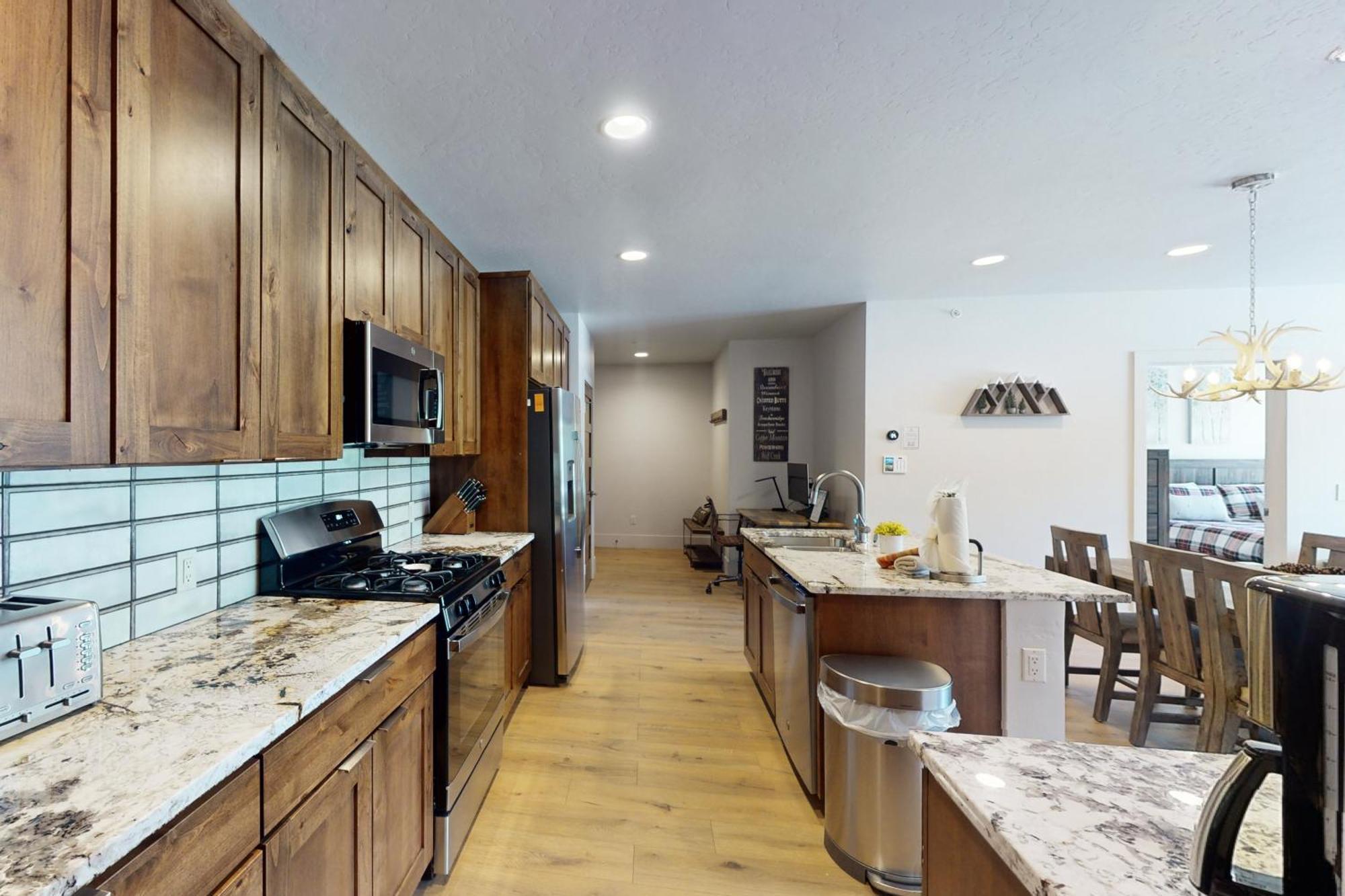 Blue River Flats Condos シルバーソーン 部屋 写真